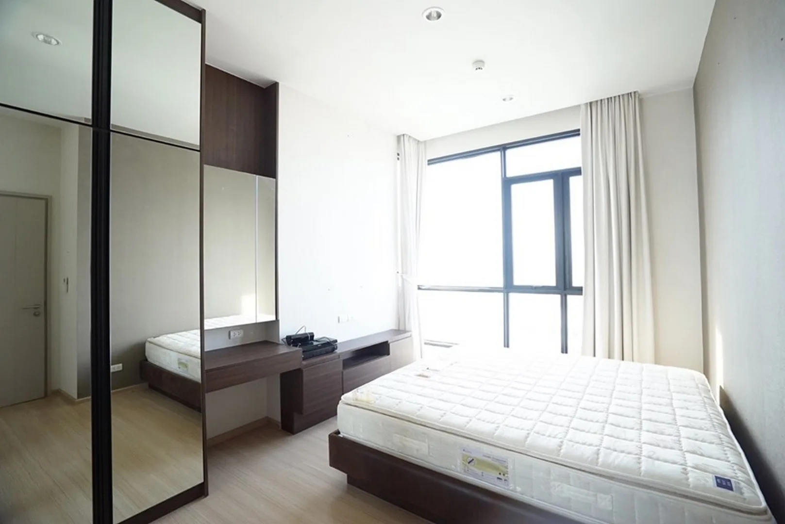 Property photos for The Capital Ekamai-Thonglor