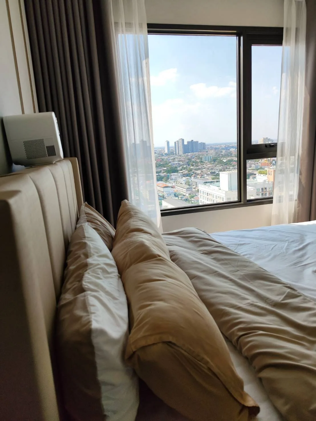 Property photos for Life Sathorn Sierra