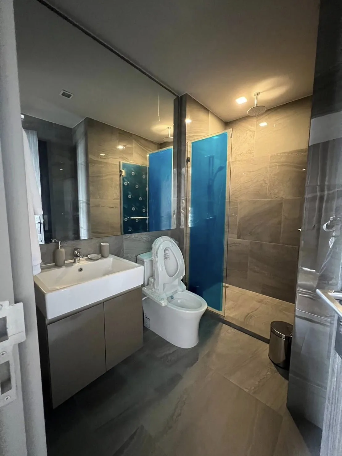 Property photos for Ideo Q Victory