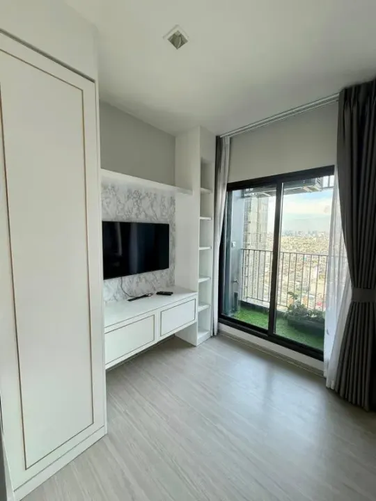 Property photos for LIFE Asoke - Rama 9