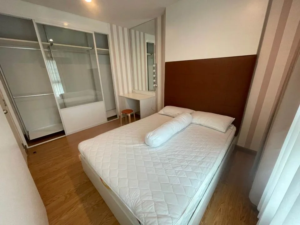 Property photos for The Parkland Grand Taksin