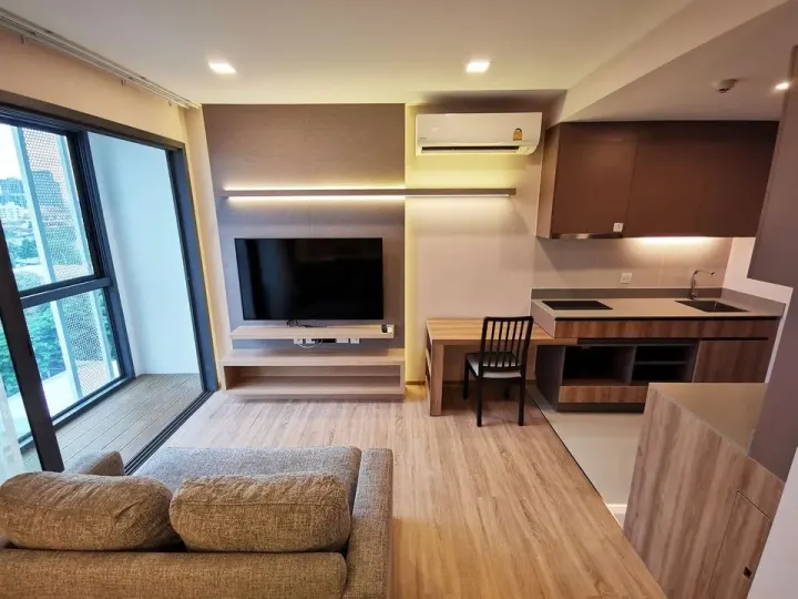 Property photos for Taka Haus Ekamai 12