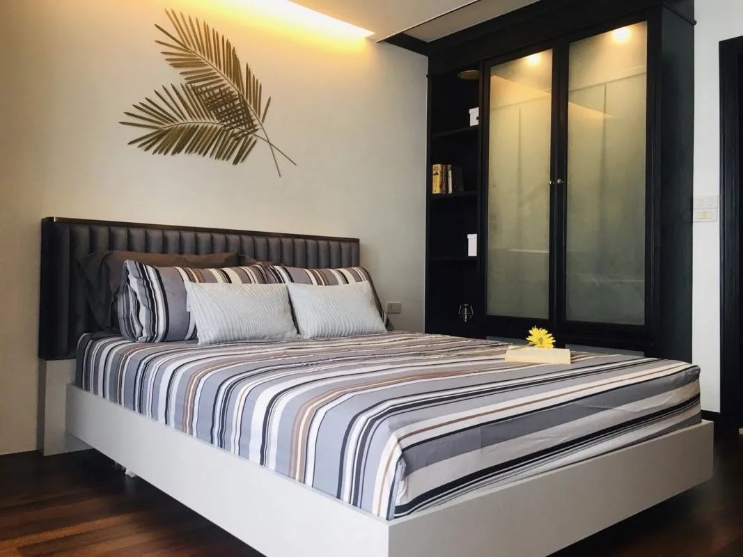Property photos for Green Point Silom