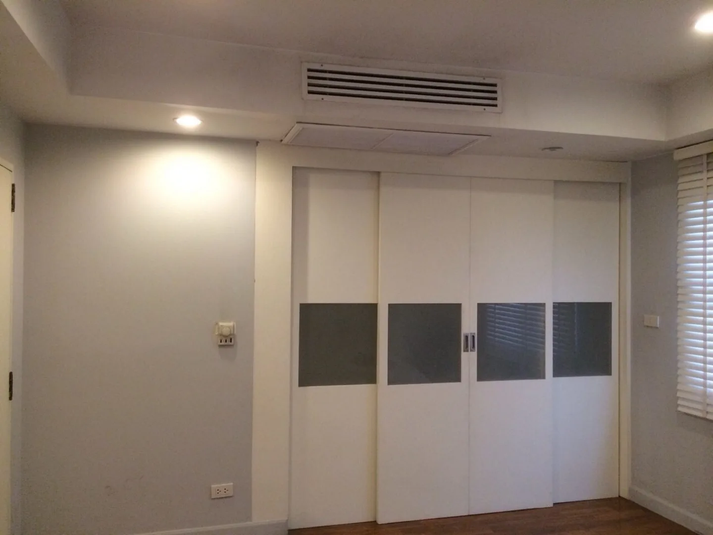 Property photos for Somkid Place