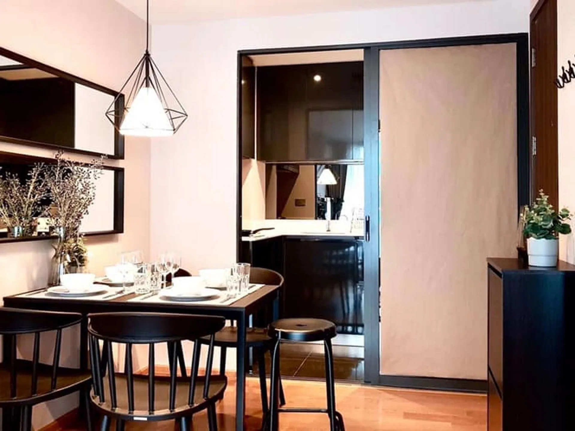 Property photos for Altitude Samyan - Silom