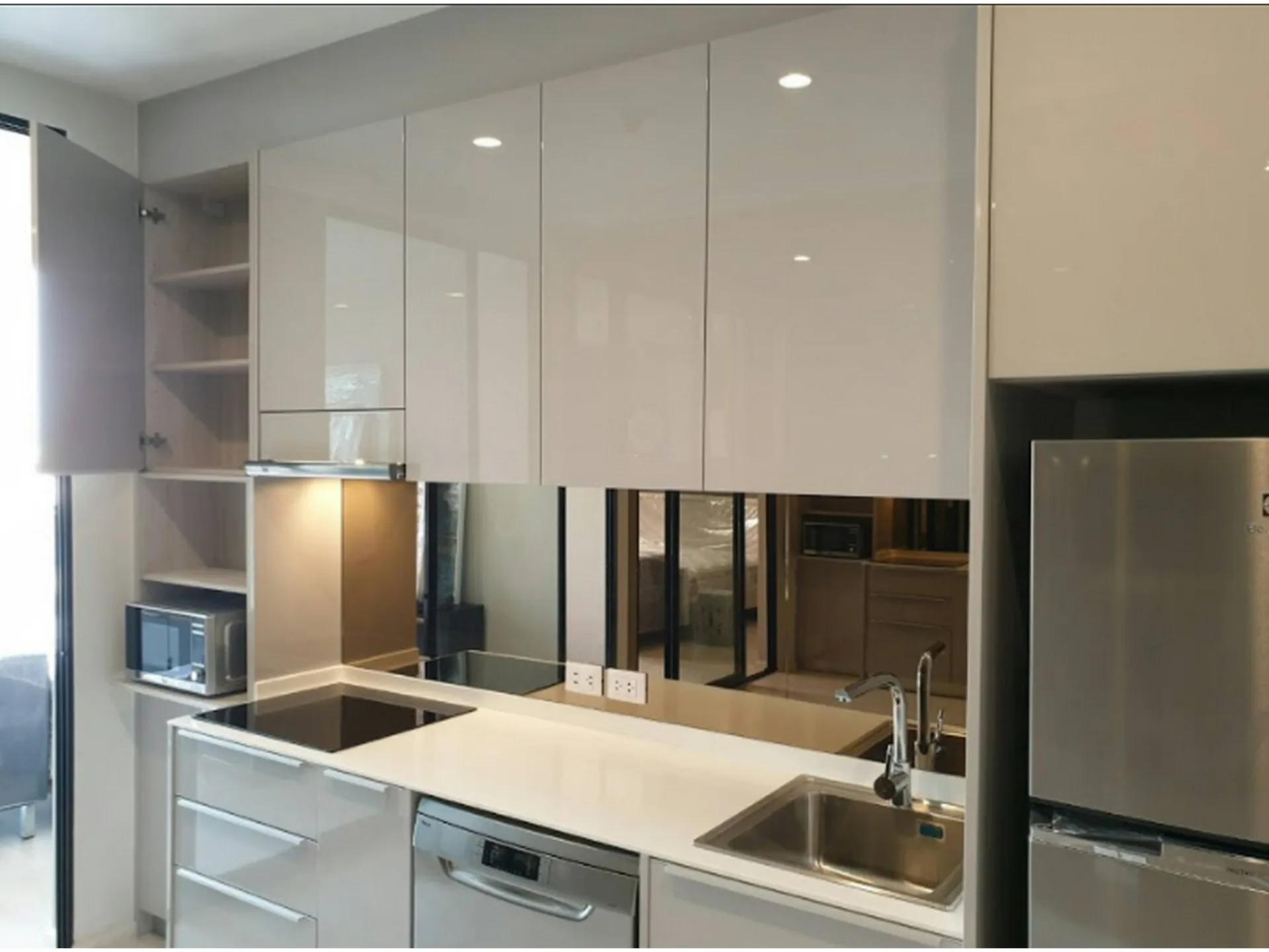 Property photos for Noble Ploenchit