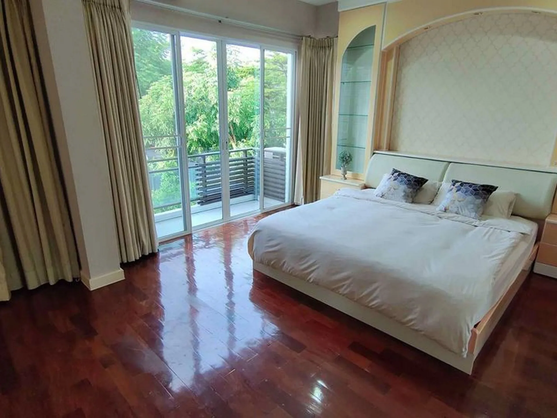 Property photos for Townhouse Ramkhapheng 24