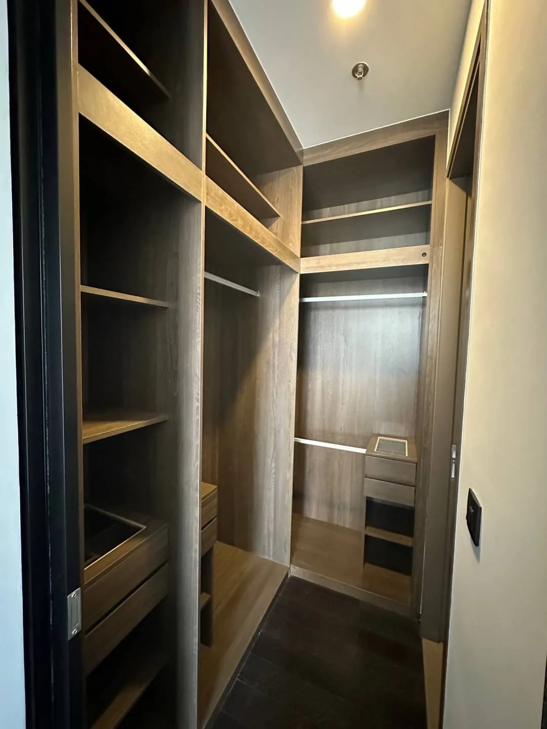 Property photos for Park Origin Thonglor