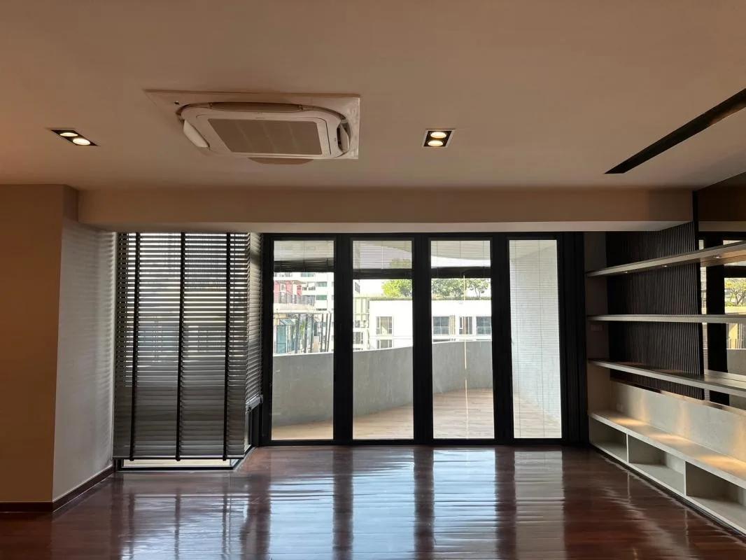 Property photos for Ploenchit Terrace