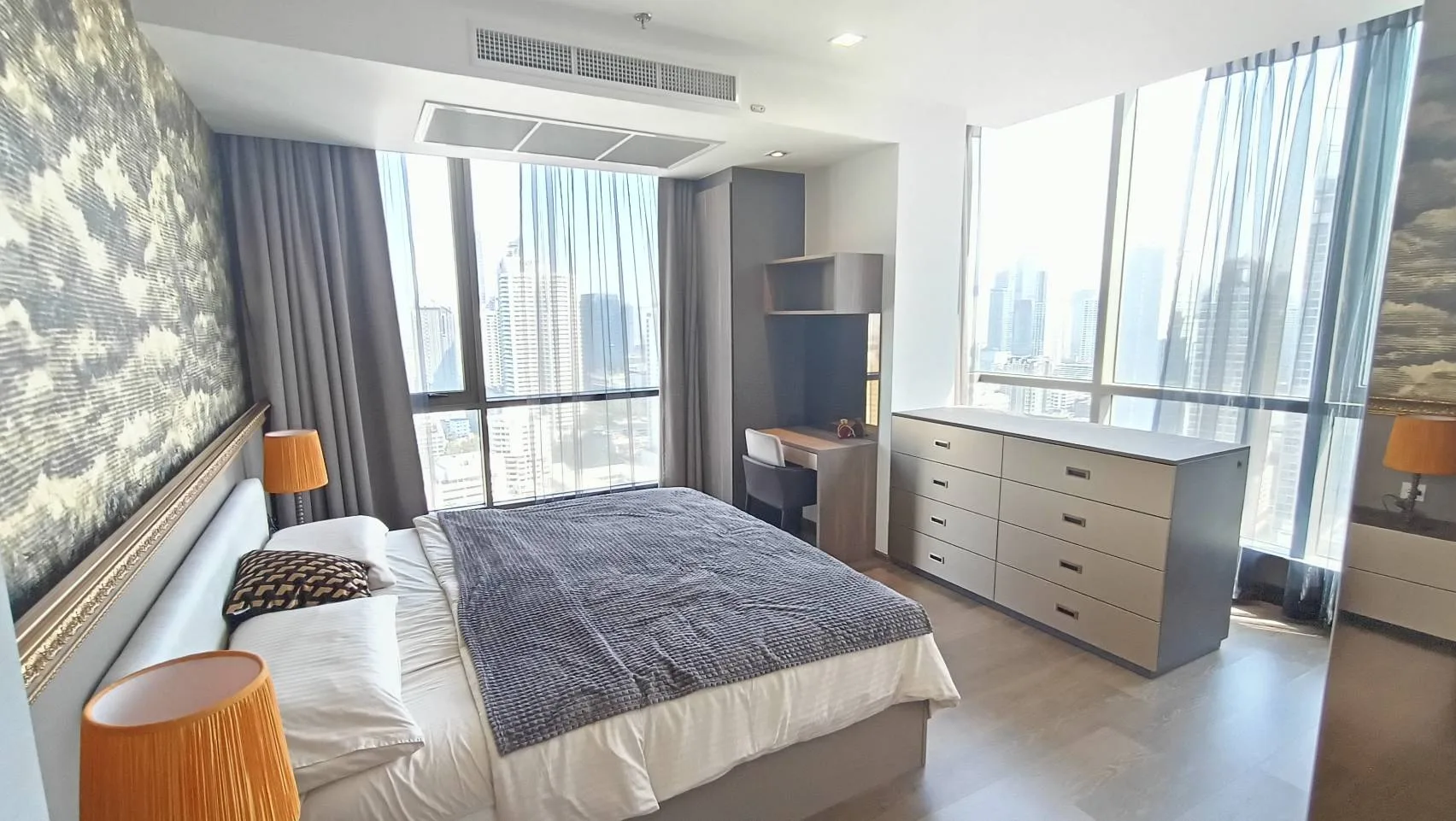 Property photos for The Rich Ploenchit - Nana