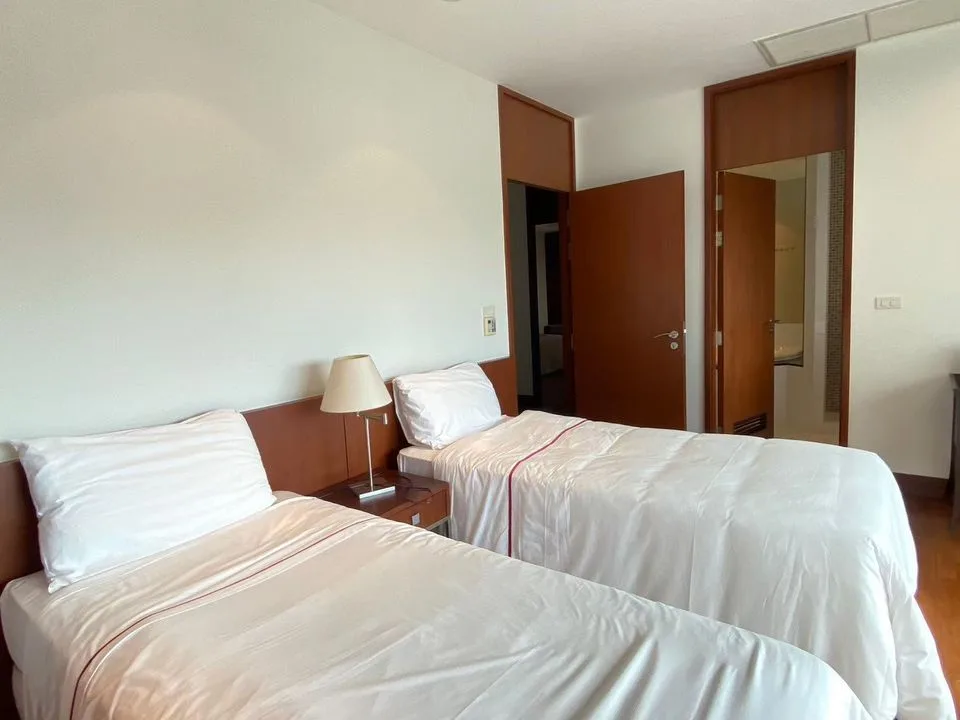 Property photos for Royal Residence Park