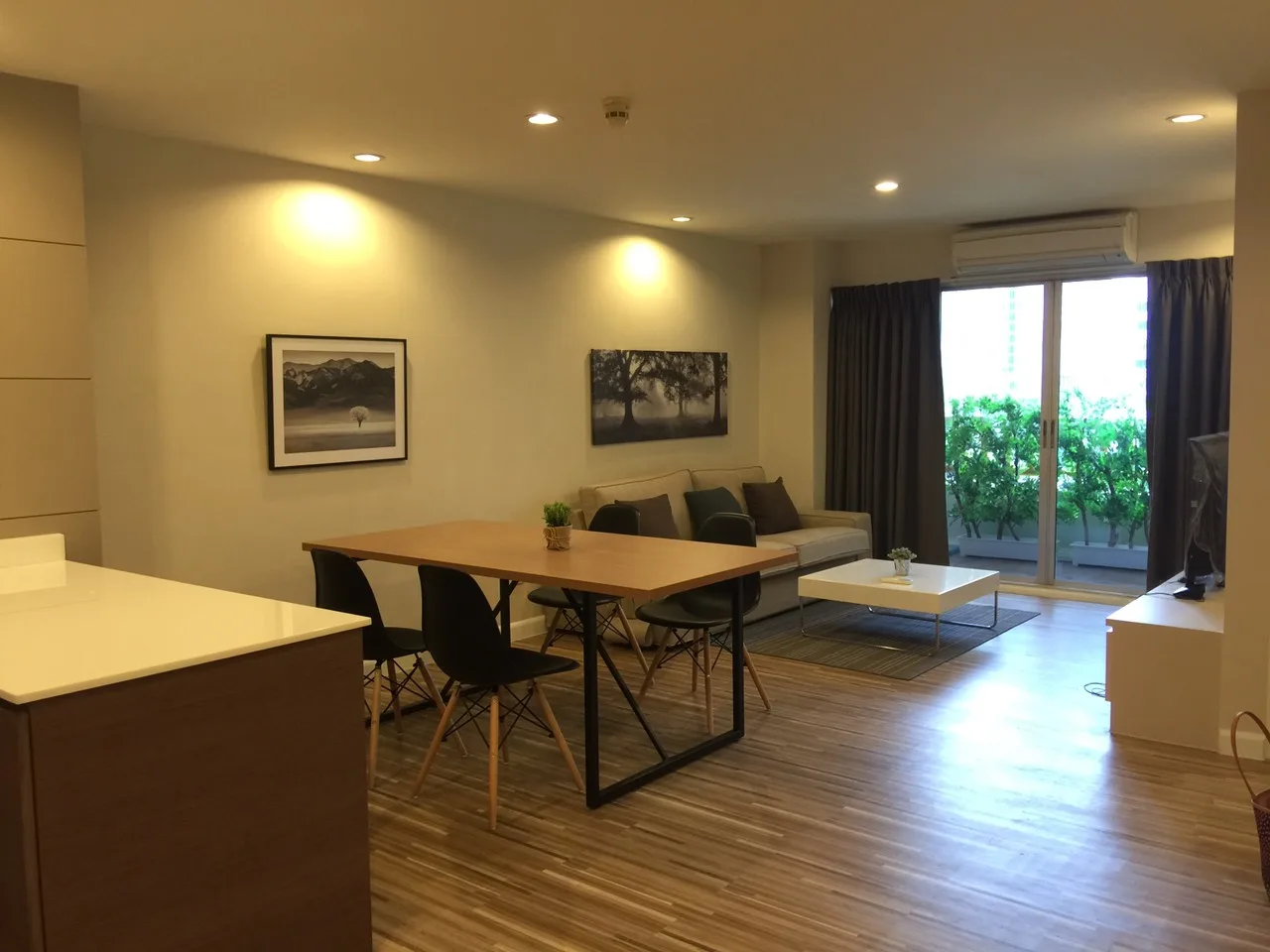 Property photos for Petch 9 Tower