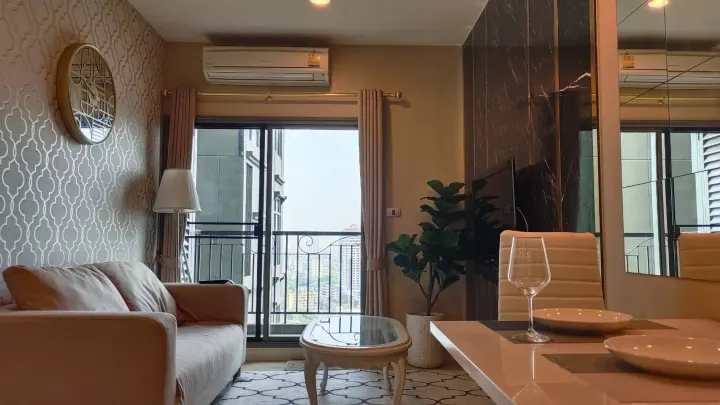 Property photos for The Crest Sukhumvit 34