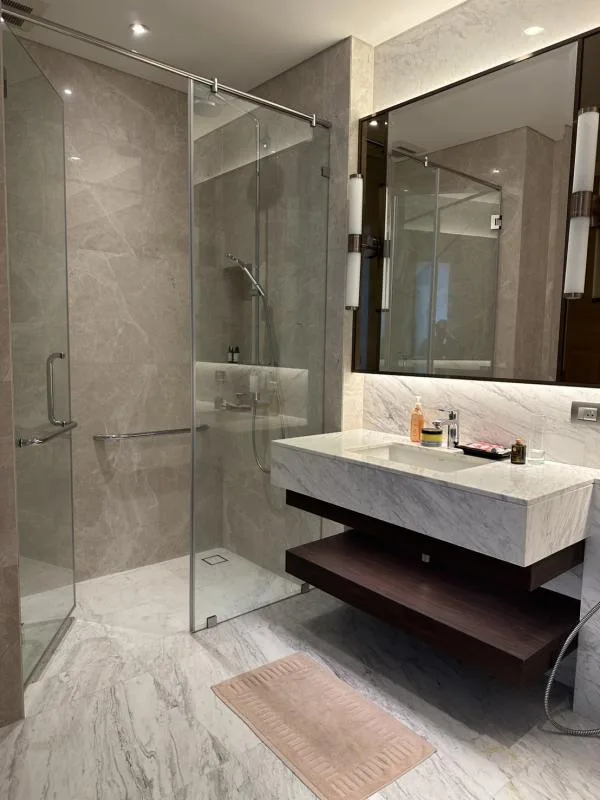 Property photos for Sindhorn Residence