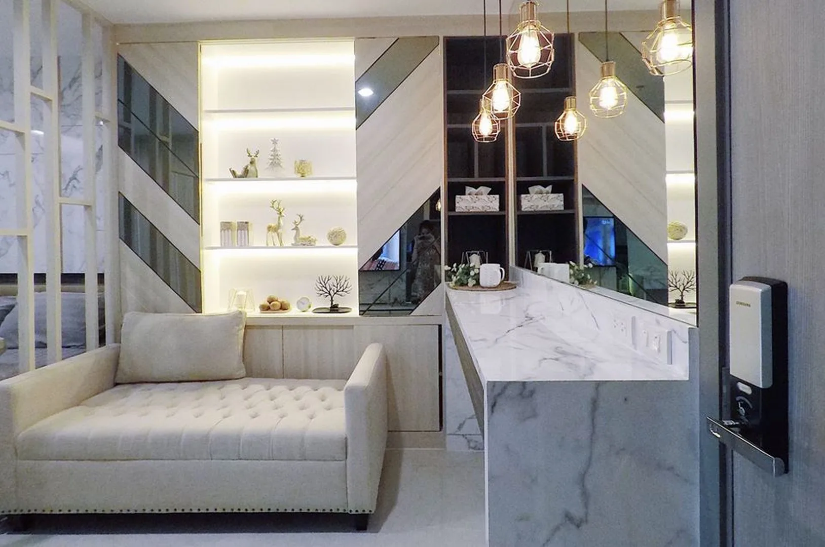 Property photos for Ideo Thaphra Interchange