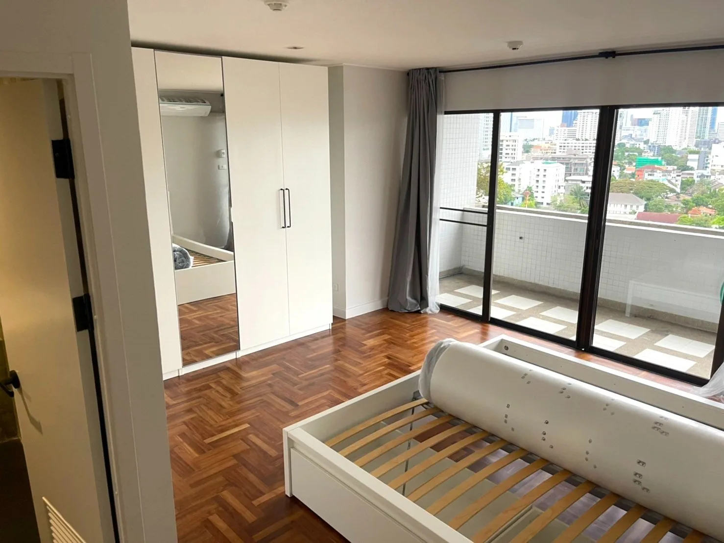 Property photos for Richmond Palace