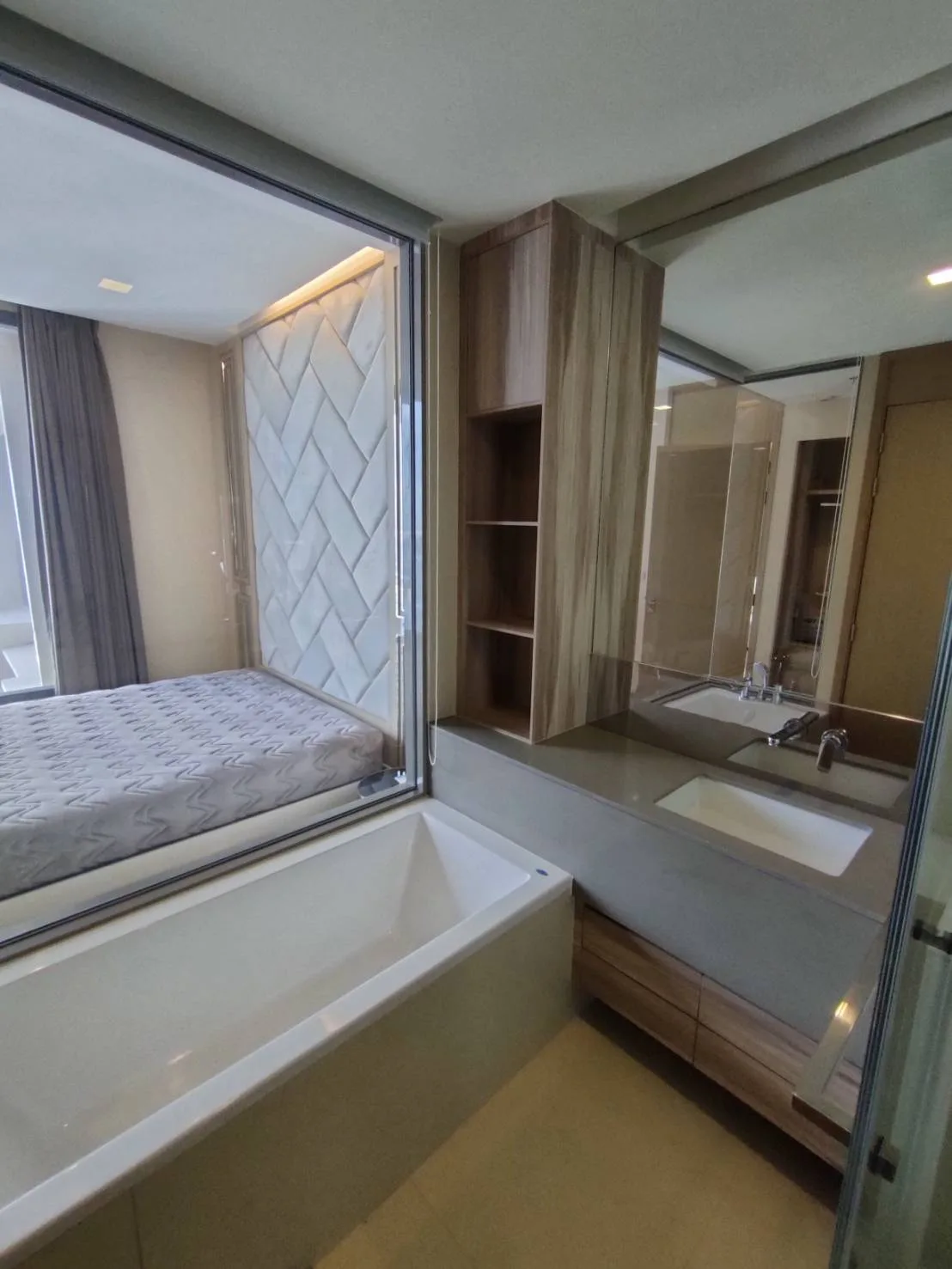 Property photos for The Esse Asoke