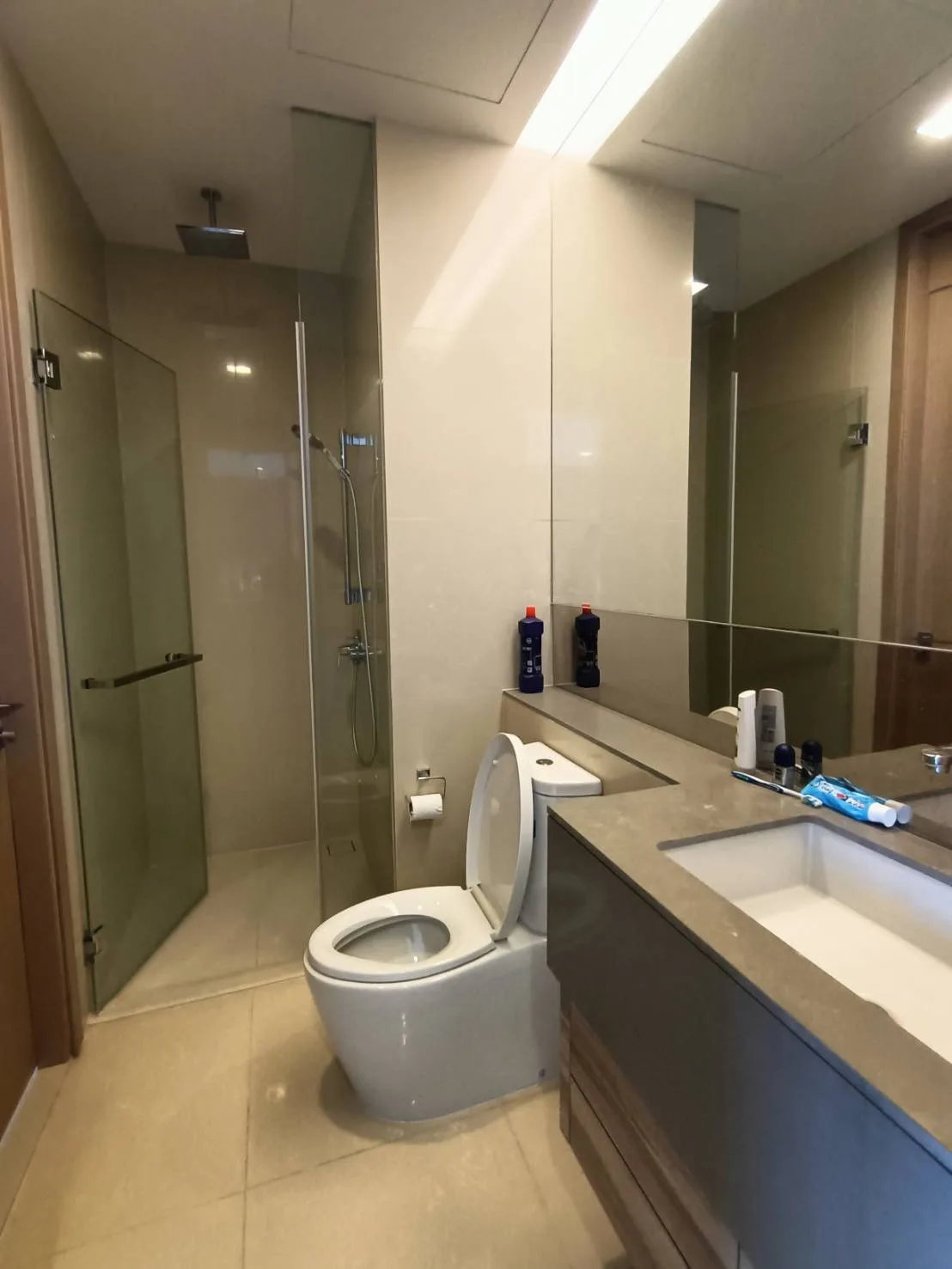 Property photos for The Esse Asoke