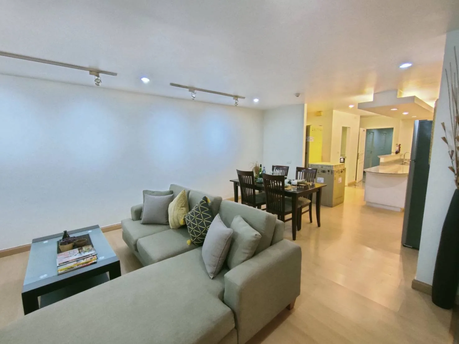 Property photos for Park View Mansion