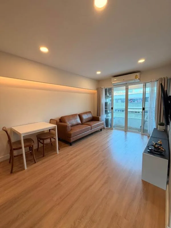 Property photos for Thonglor Tower
