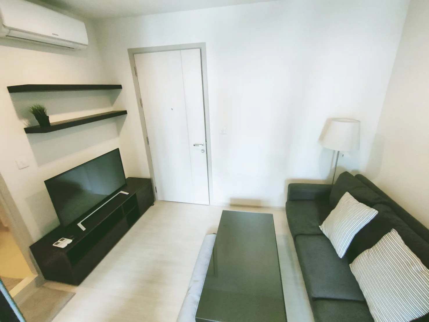 Property photos for Life Sukhumvit 48