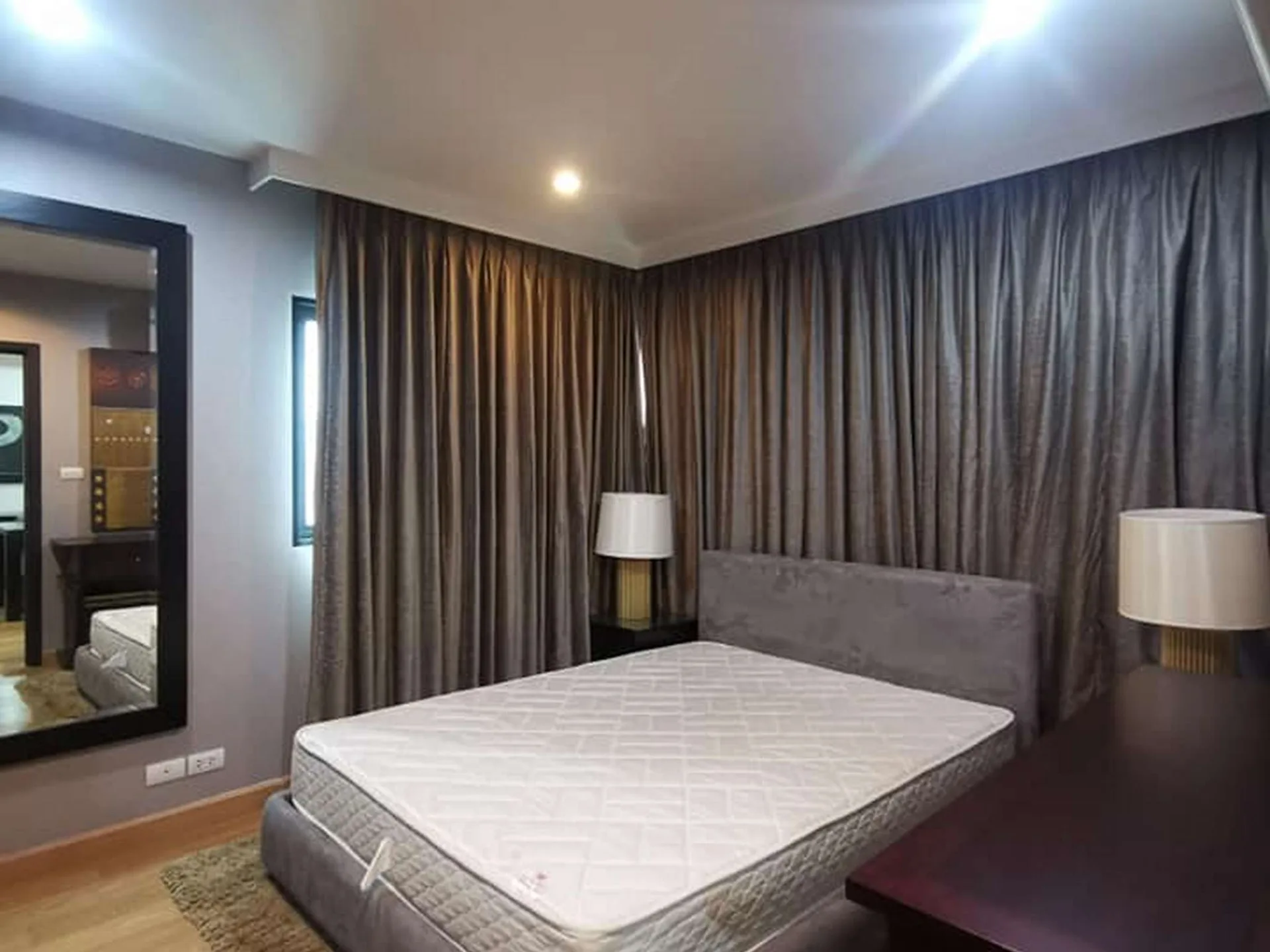 Property photos for Sathorn Gardens