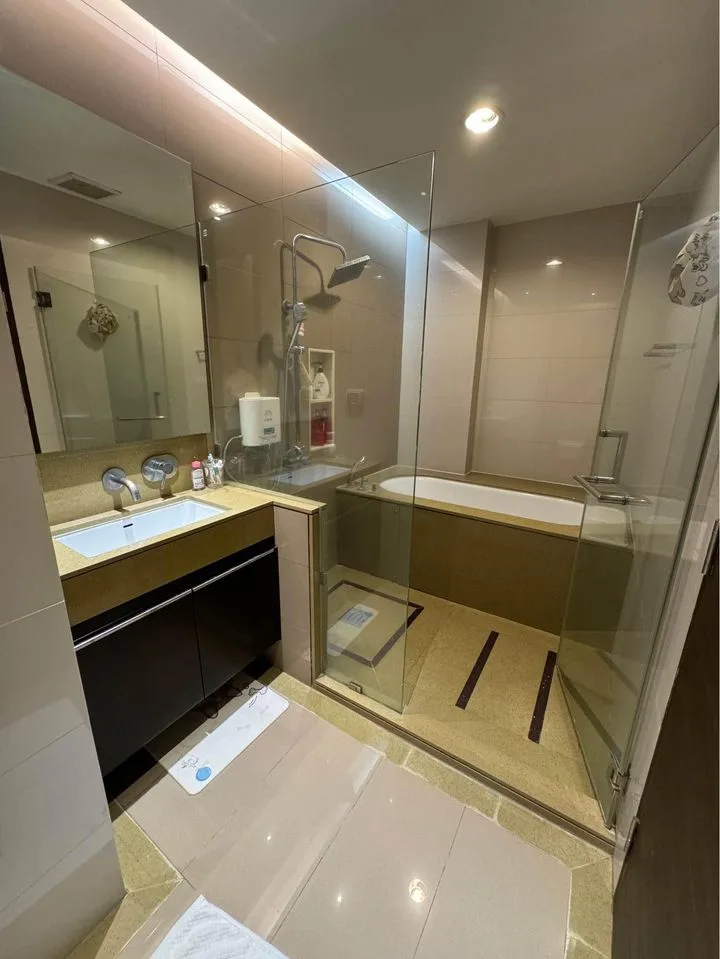 Property photos for The Address Pathumwan