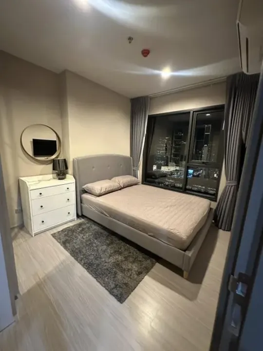 Property photos for Life Asoke Hype