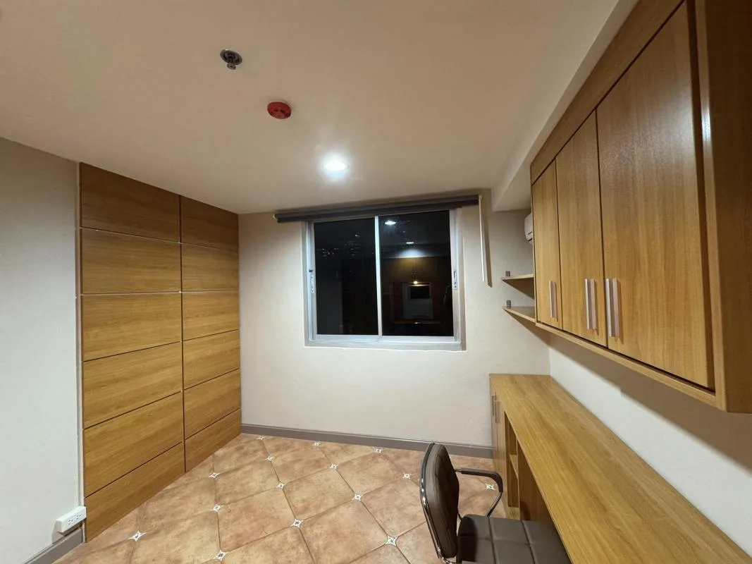 Property photos for Silom Park View