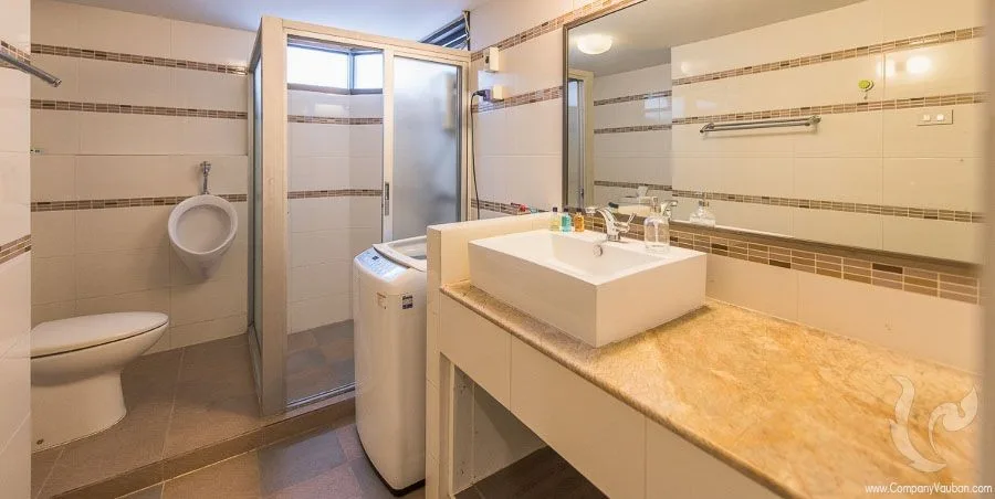 Property photos for Beverly Tower Condo