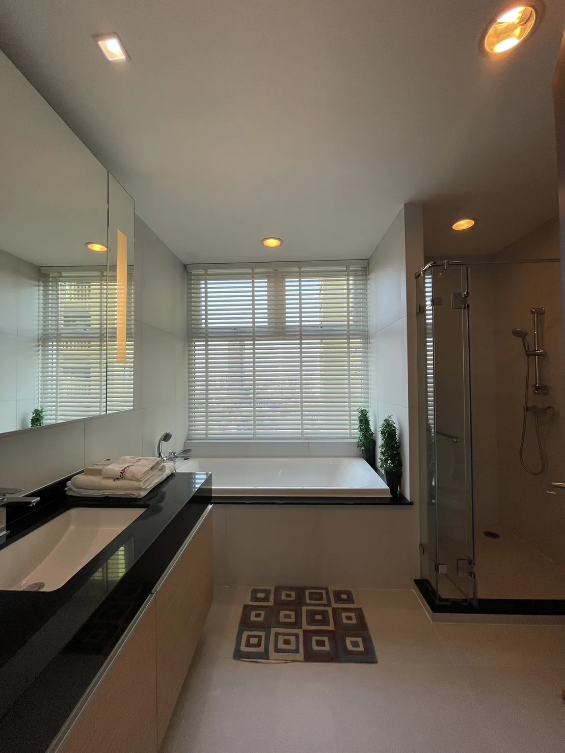 Property photos for Capital Residence