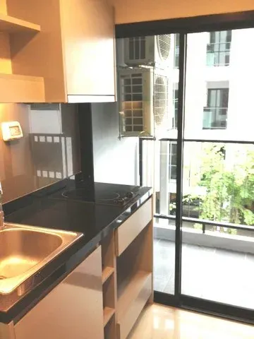 Property photos for Zenith Place Sukhumvit 42