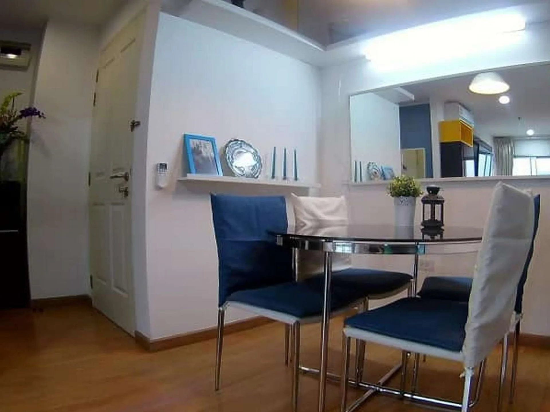 Property photos for U Delight @ Jatujak Station
