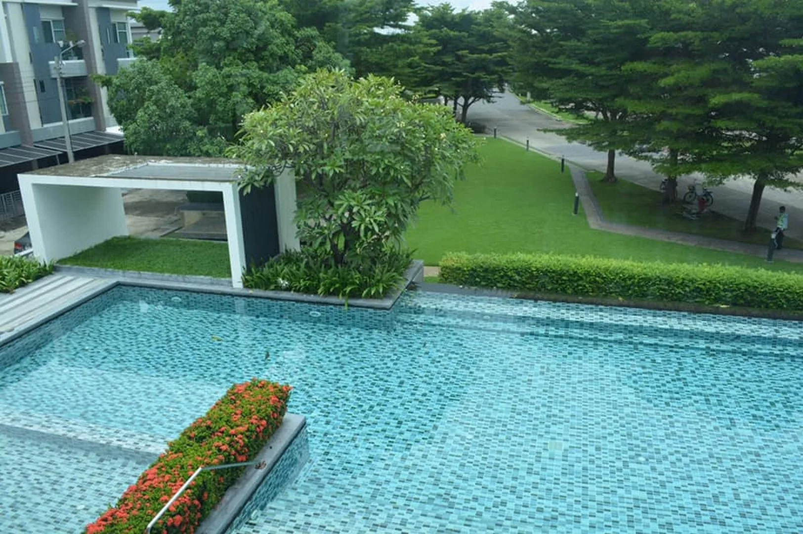 Property photos for Town Avenue Srinagarin