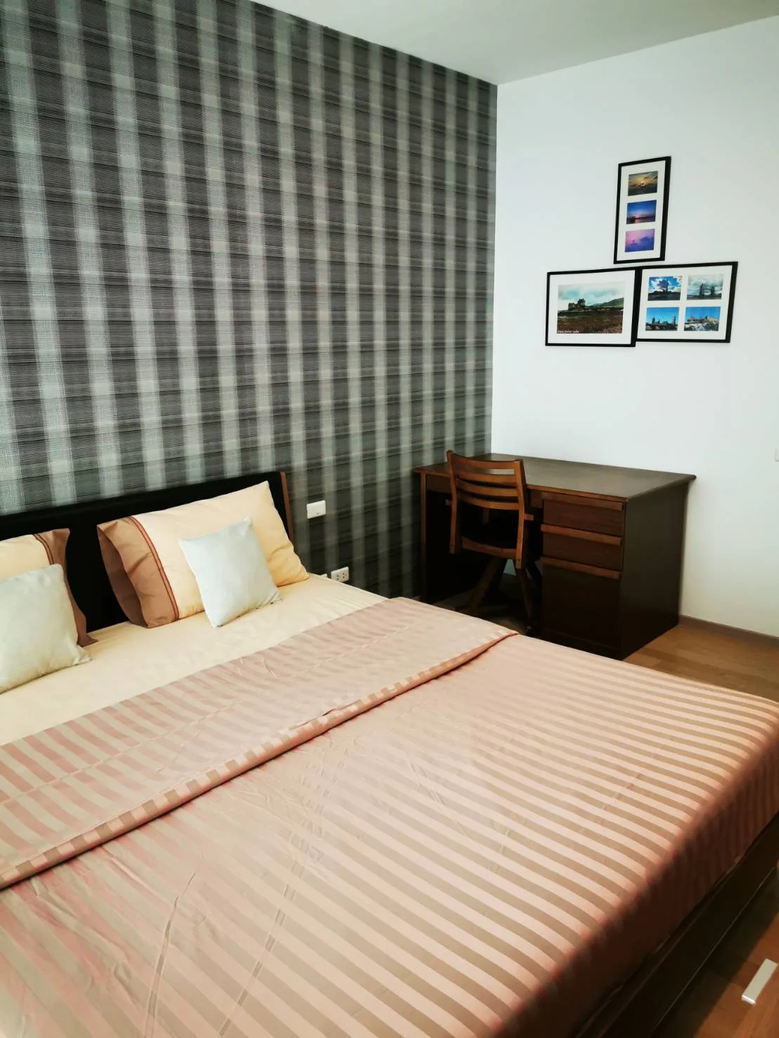 Property photos for Noble Refine