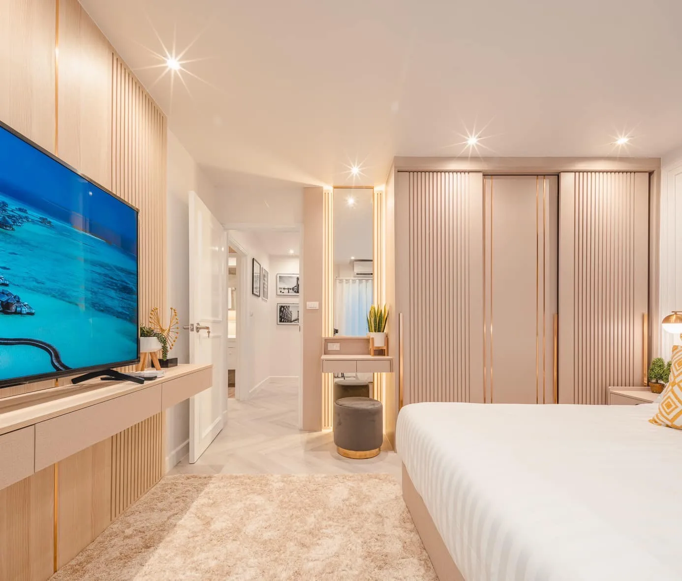 Property photos for Fortune Condo Town