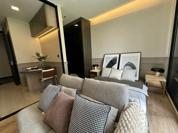 Property photos for Noble Around Ari