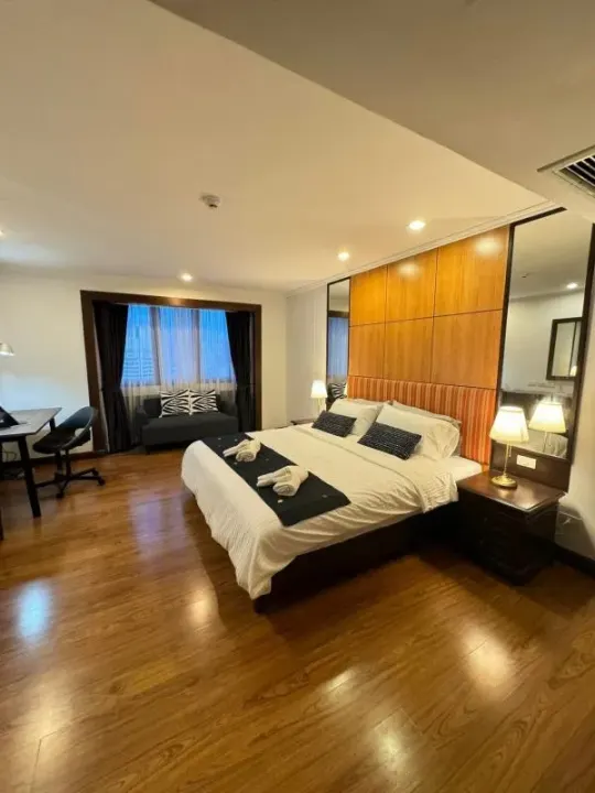 Property photos for Omni Tower Sukhumvit Nana