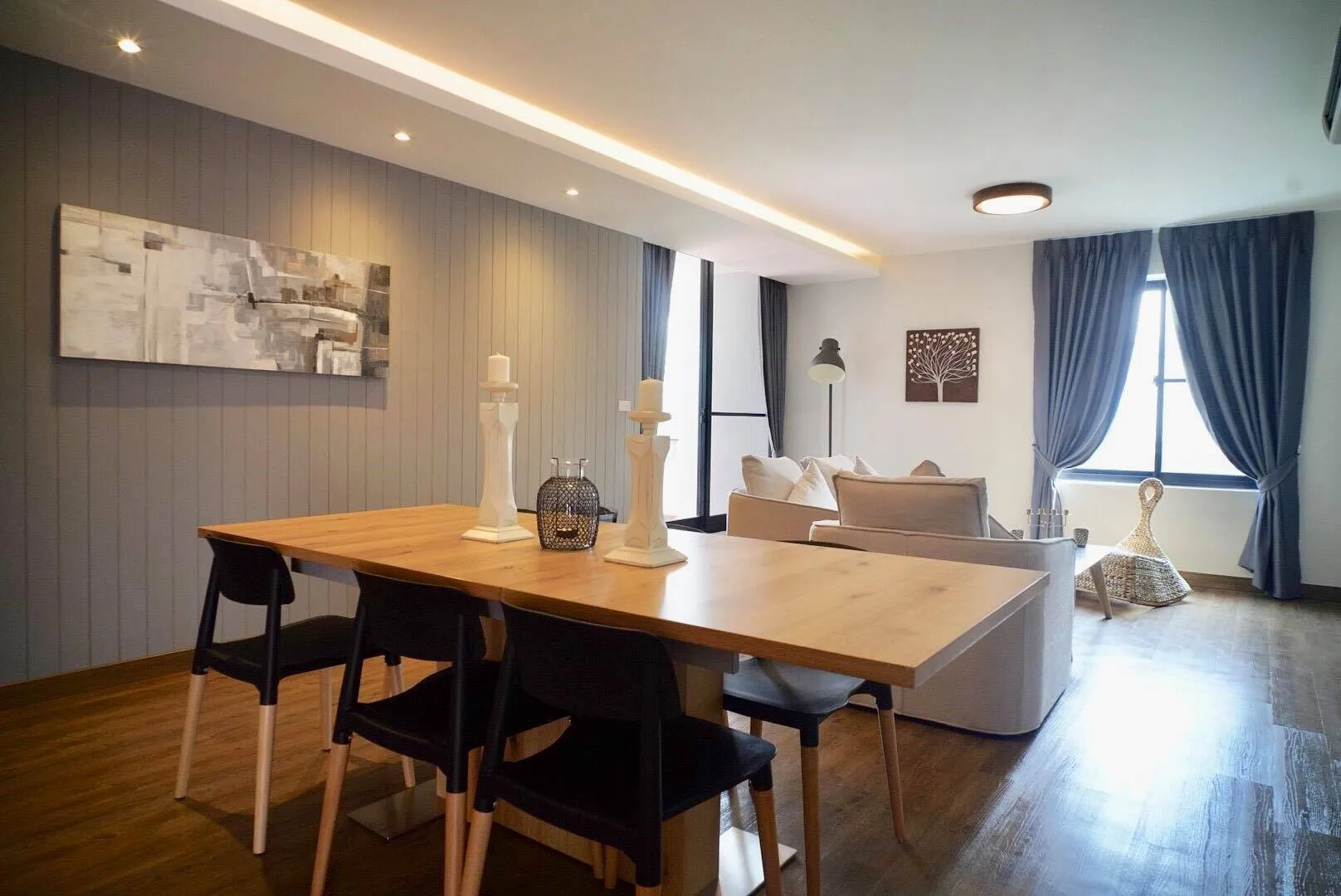Property photos for Lily House