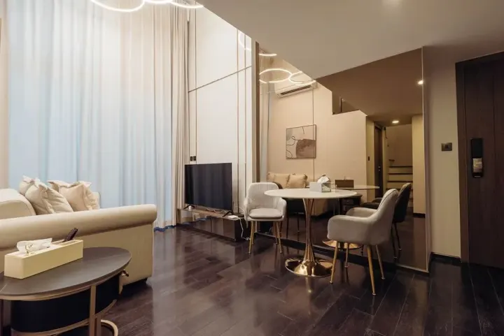 Property photos for Park Origin Thonglor