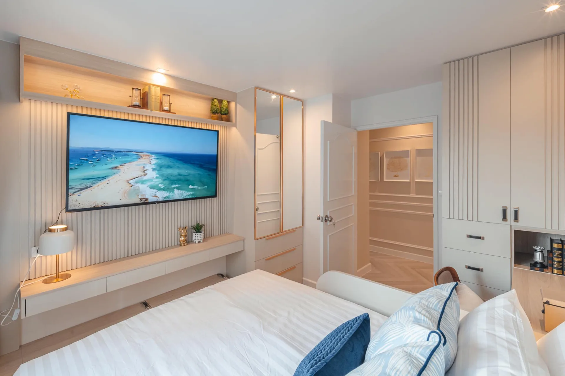 Property photos for Fortune Condo Town