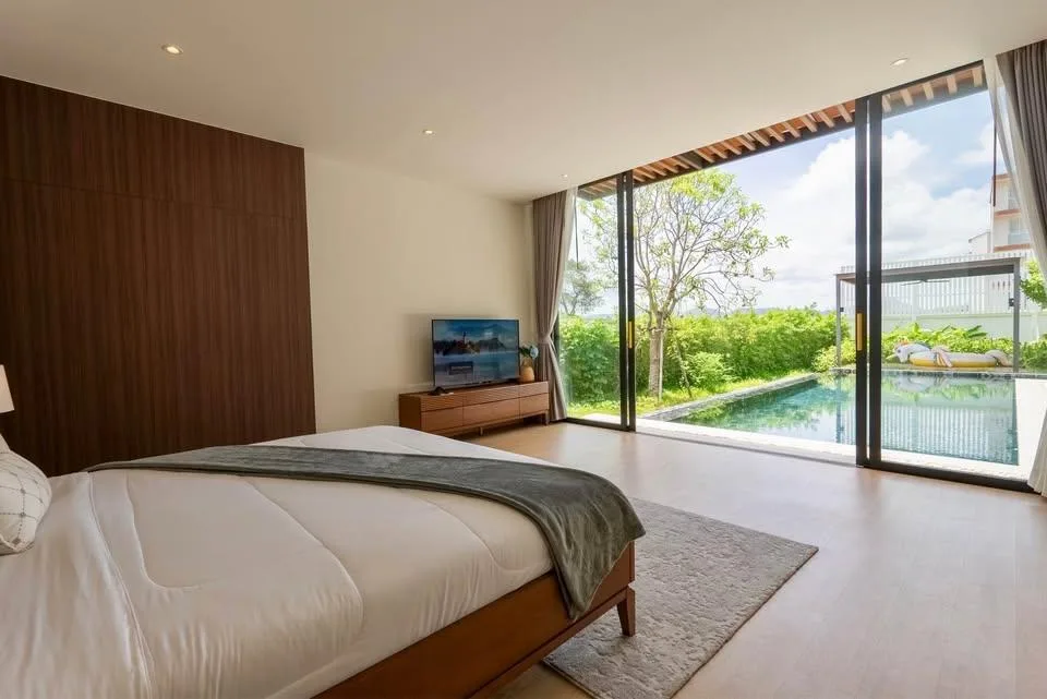 Property photos for Boat Avenue Residence By Boat Pattana