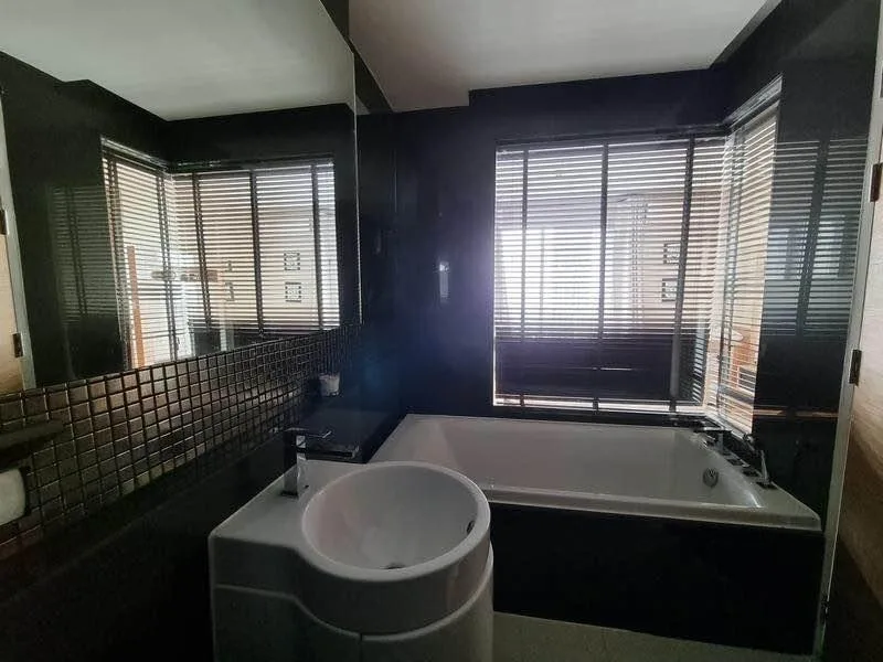 Property photos for Rhythm Sukhumvit 50
