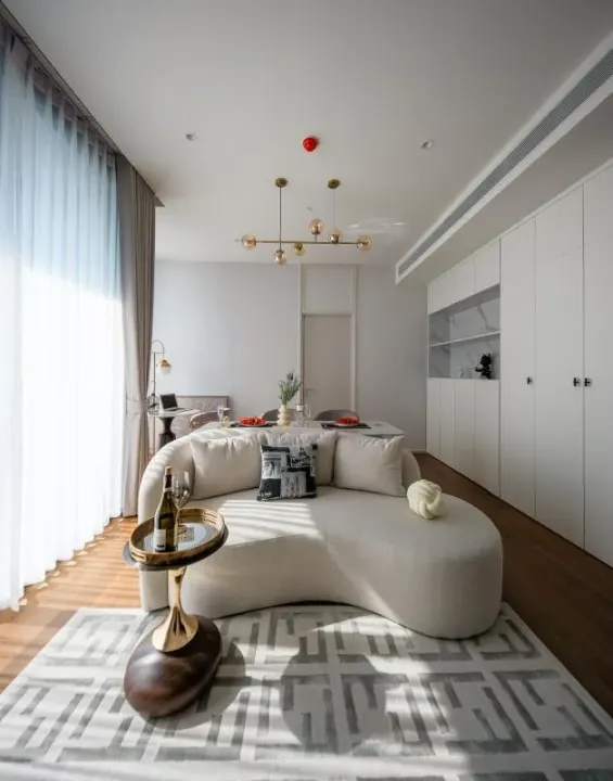 Property photos for Muniq Langsuan