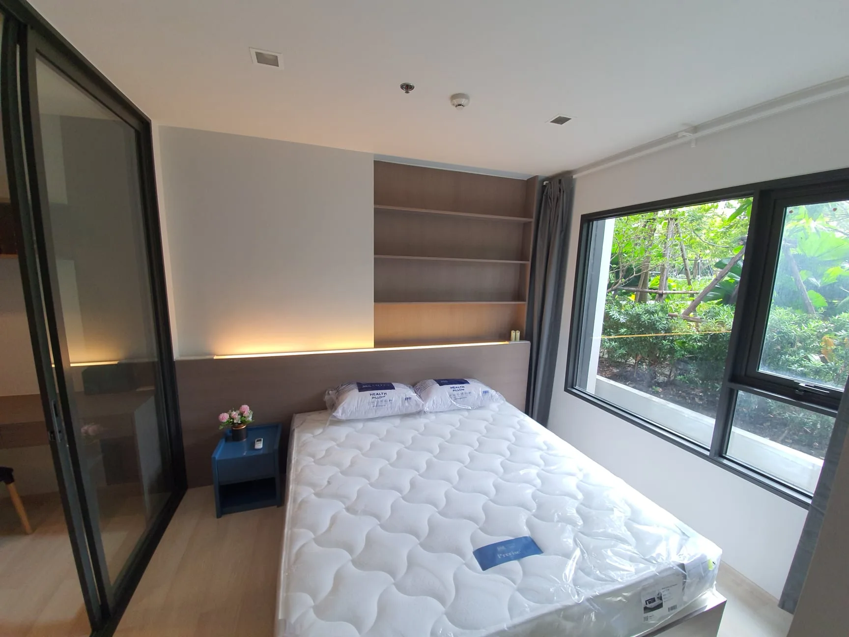 Property photos for Life One Wireless