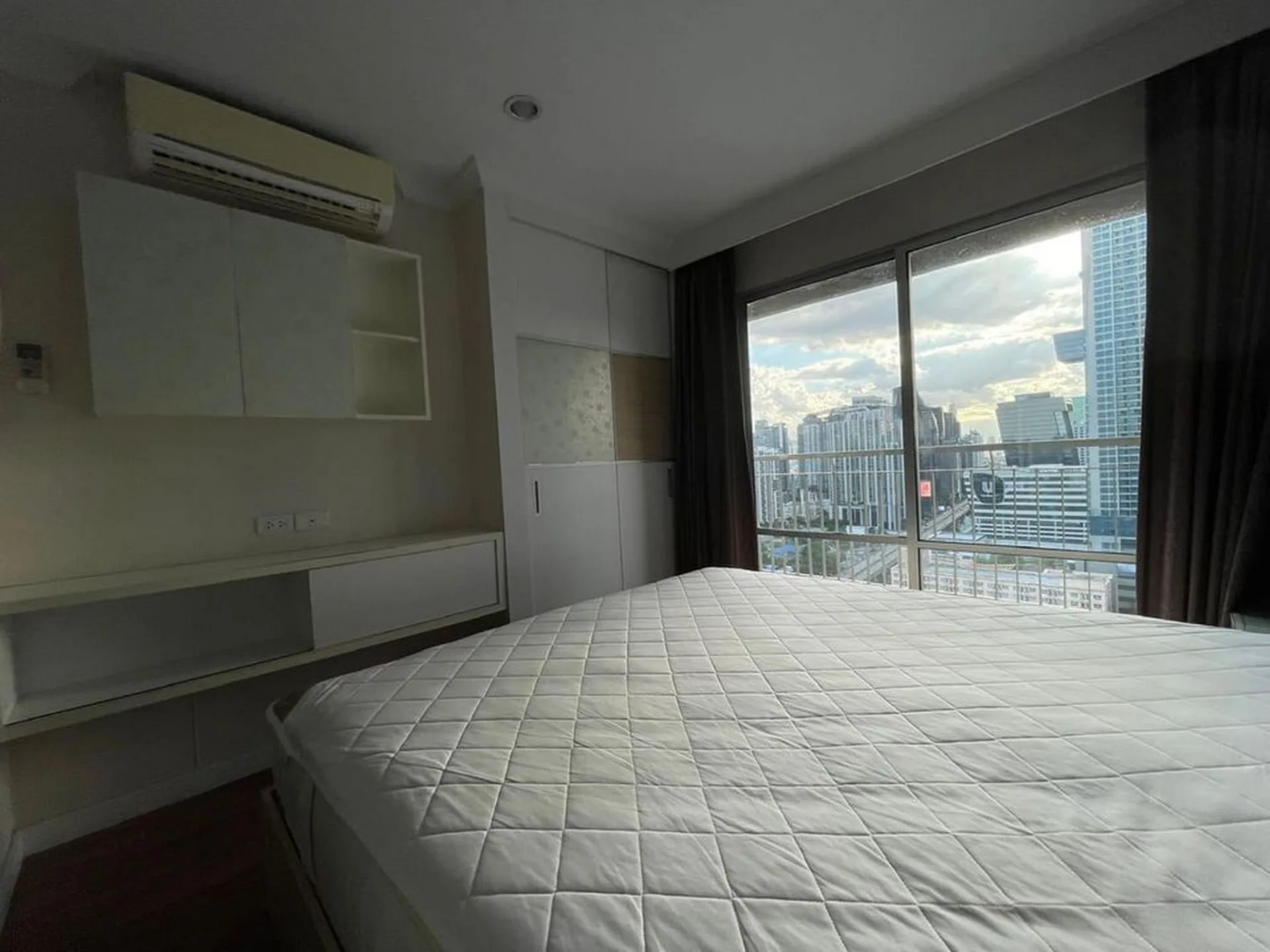 Property photos for Lumpini Place Rama IX - Ratchada