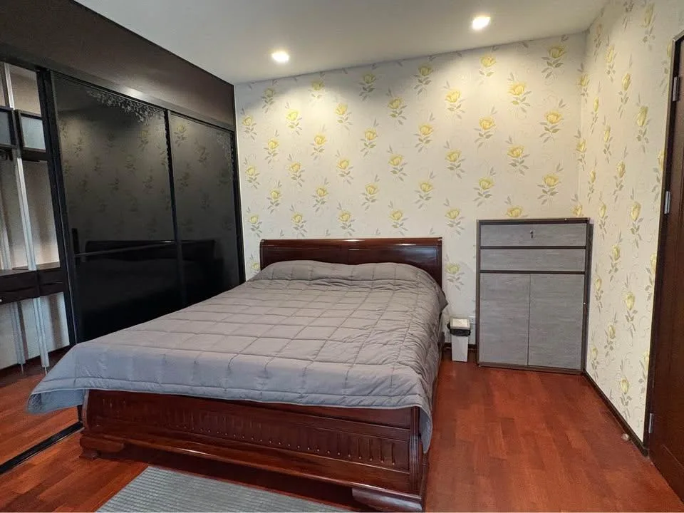 Property photos for Noble Ora