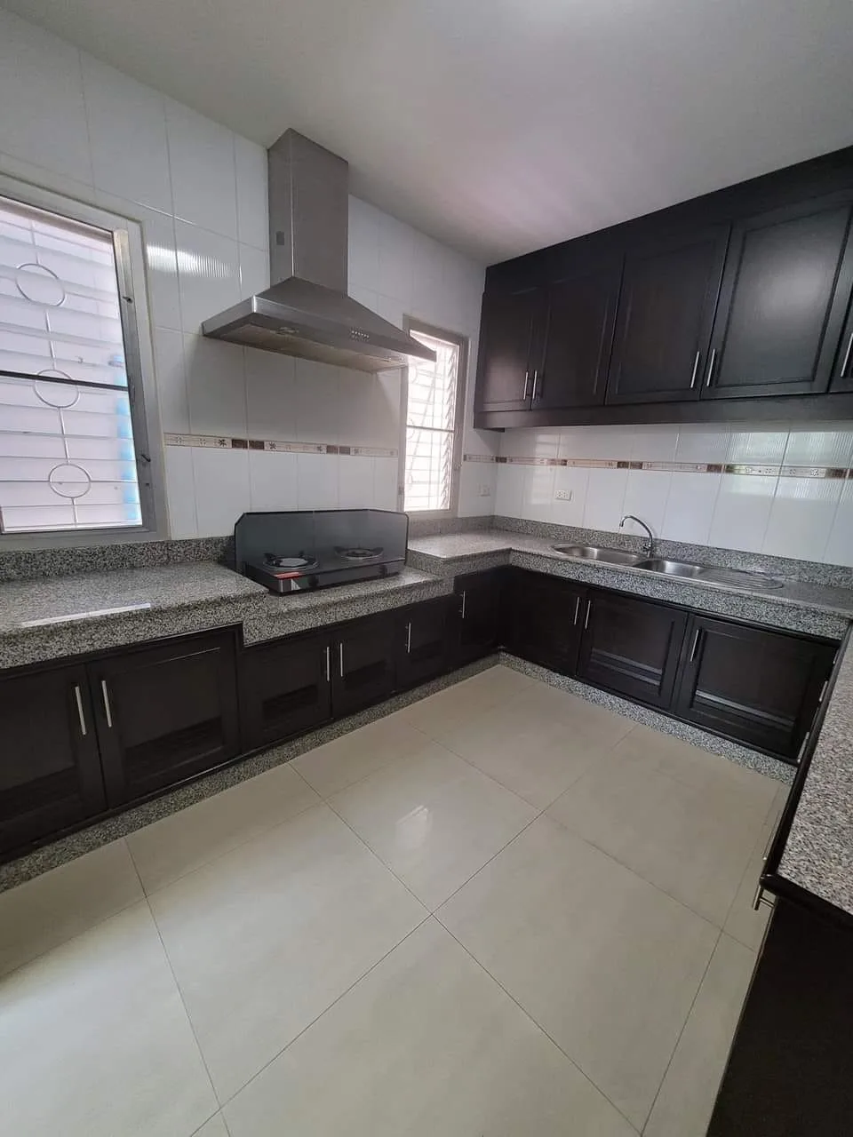 Property photos for Baan Klang Krung Sathon-narathiwas