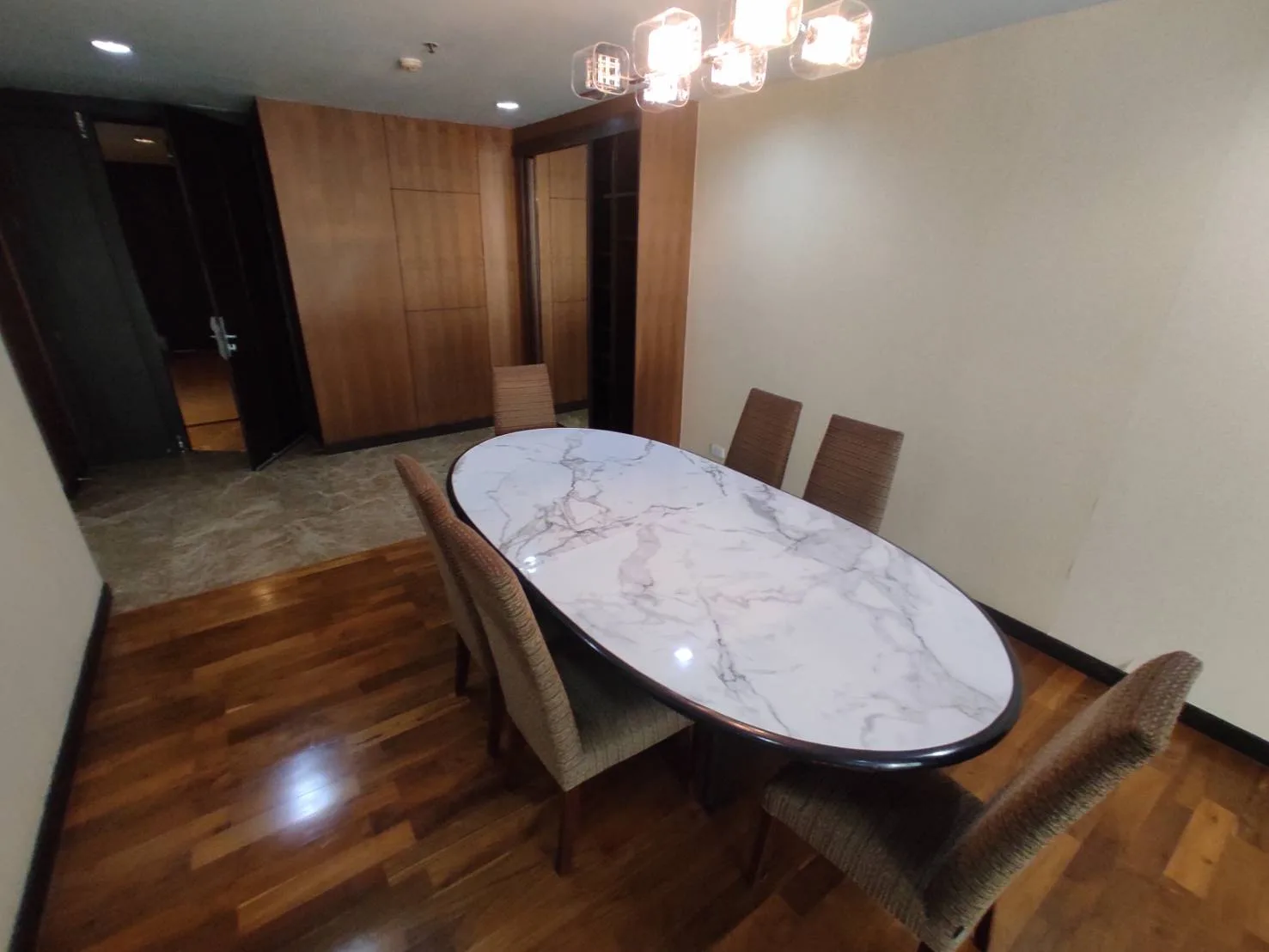 Property photos for Richmond Hills Residence Thonglor 25