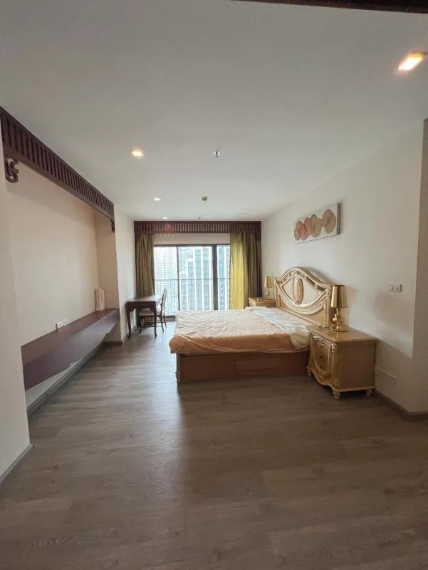 Property photos for Noble Remix